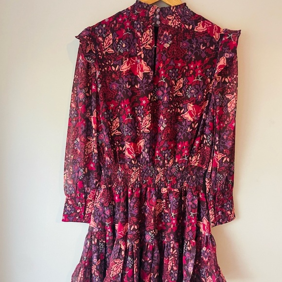 Elegant Floral Mini Dress in Purple and Pink - Picture 8 of 10